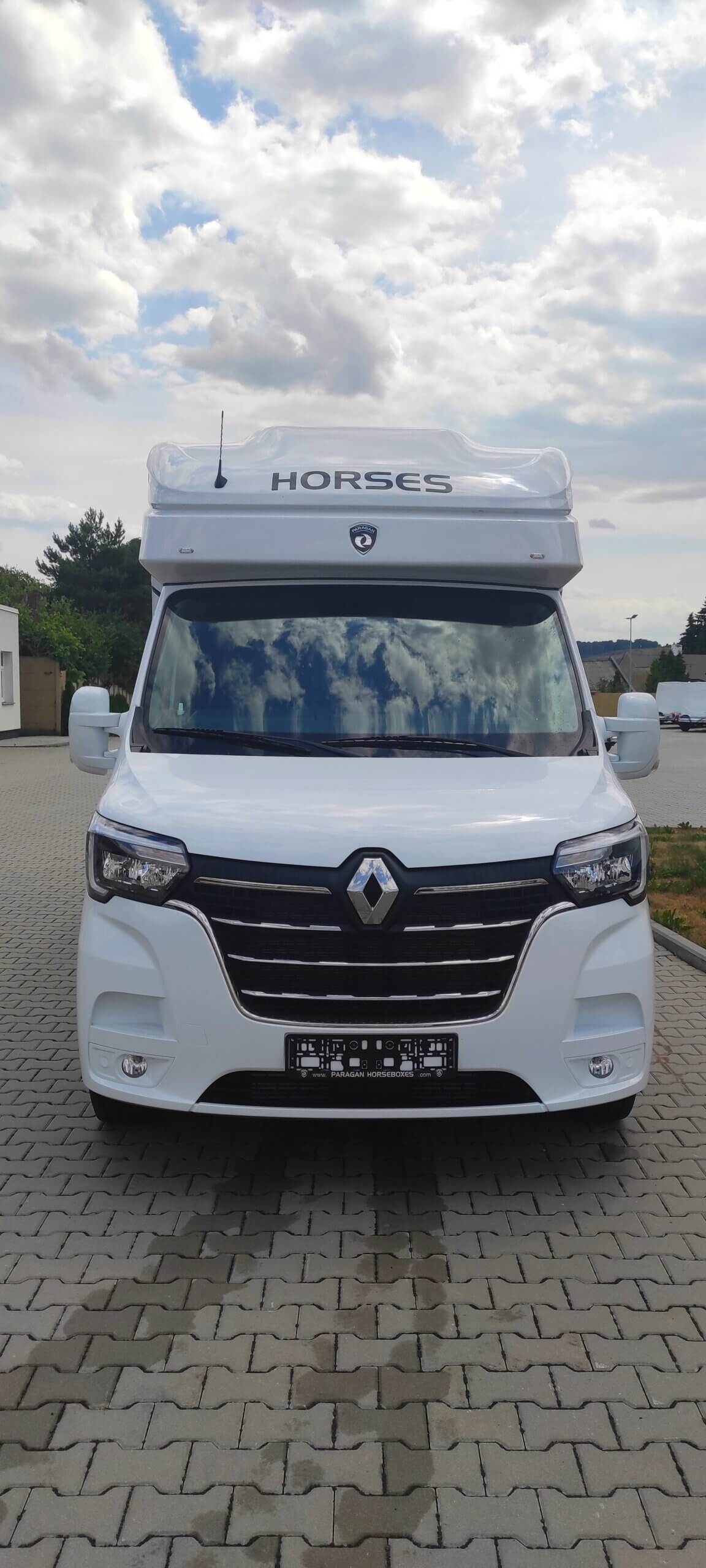 EQUISTAR 3XL - PARAGAN HORSEBOXES - Paragan Horseboxes