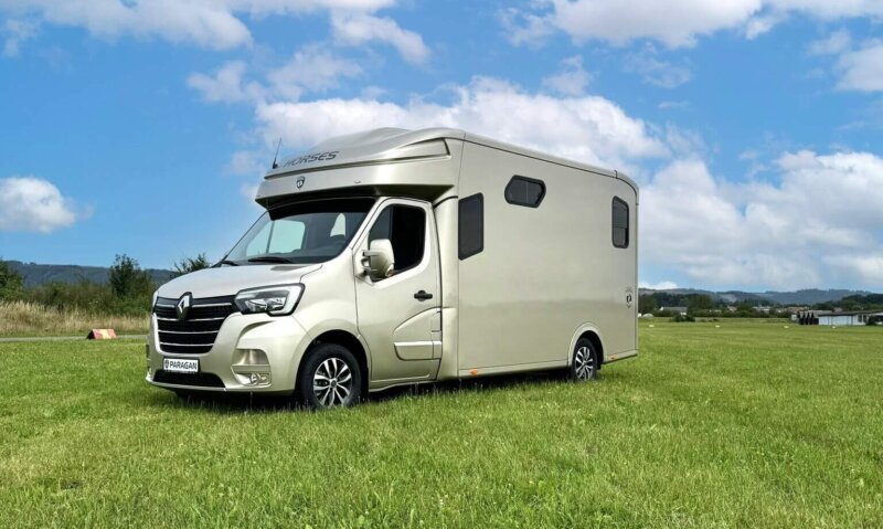 Excelsion 5XL horsebox