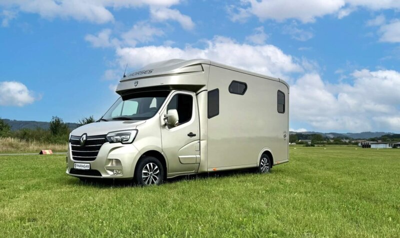 Excelsion 5XL horsebox