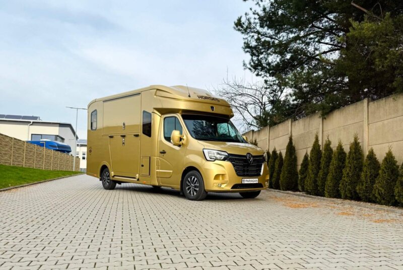 Excelsion 5XL horsebox