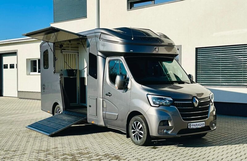 Excelsion 5XL horsebox