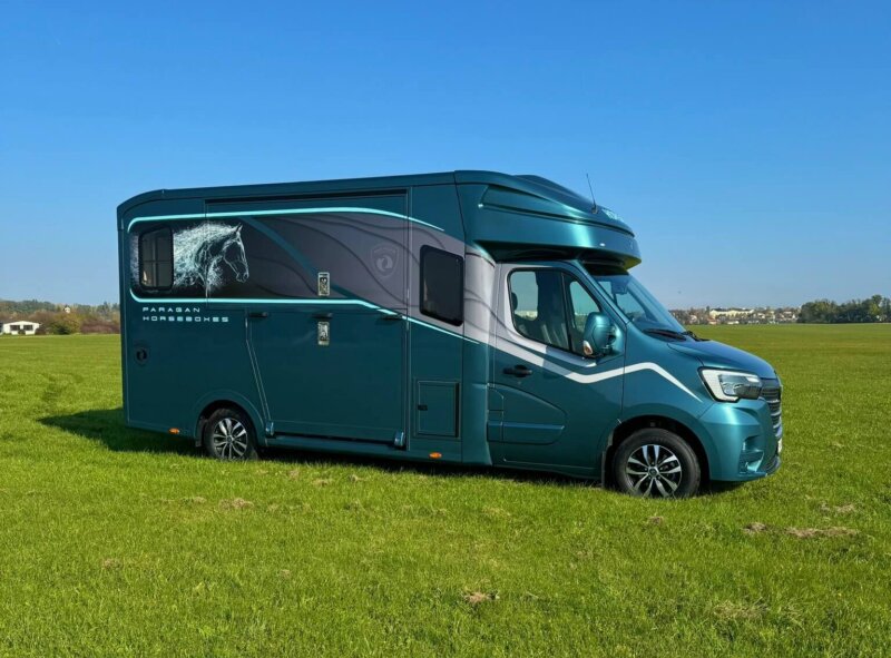 Excelsion 5XL horsebox